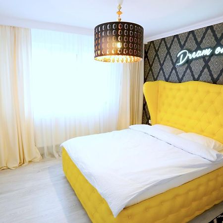 Soho Apartment Near Ceronav Galaţi Esterno foto